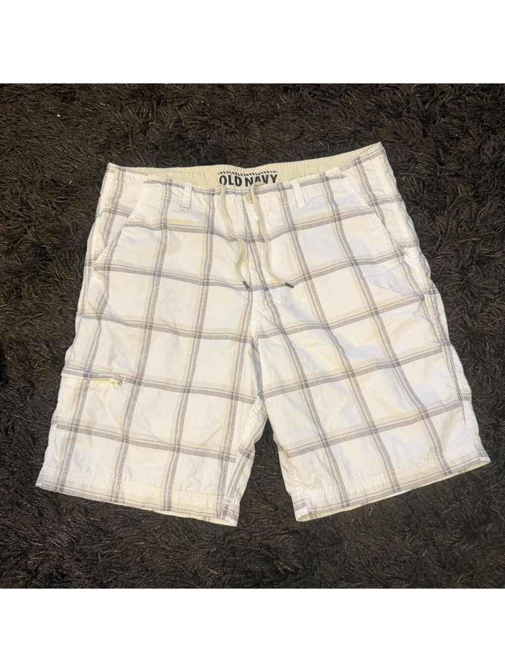 Old Navy plaid cargo shorts